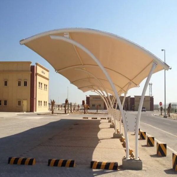 مظلات سيارات حديثة في الرياض